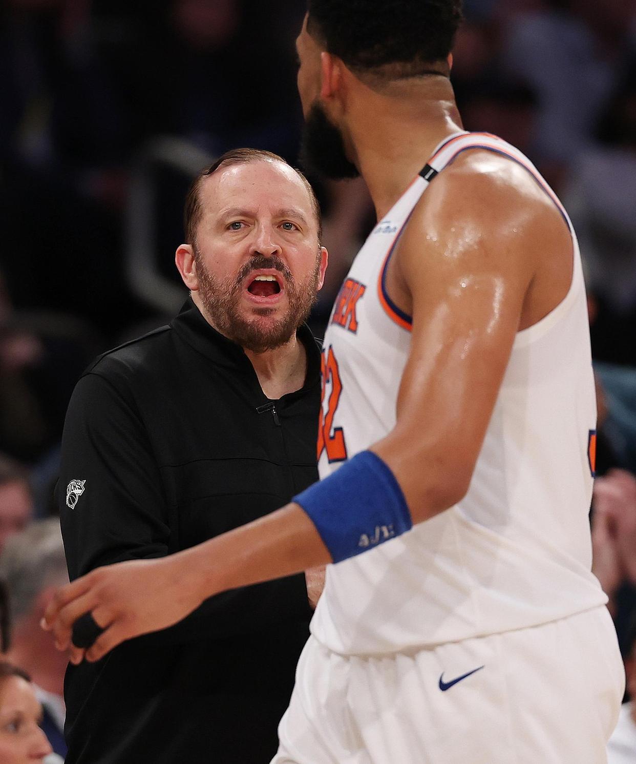 包含纽约尼克斯迎欧篮联关键赛，国际比赛日迎来里程碑，底气十足，年轻球员得到机会的词条kaiyun