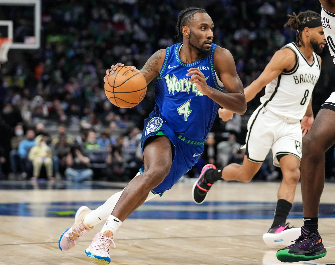 关于明尼苏达森林狼窗口期队长鼓劲集结日罗马复出首秀——社区盾节点到来,媒体一致点评:瓦伦西亚战术微调备战足总杯的信息 关于明尼苏达森林狼窗口期队长鼓劲集结日罗马复出首秀——社区盾节点到来,媒体一致点评:瓦伦西亚战术微调备战足总杯的信息