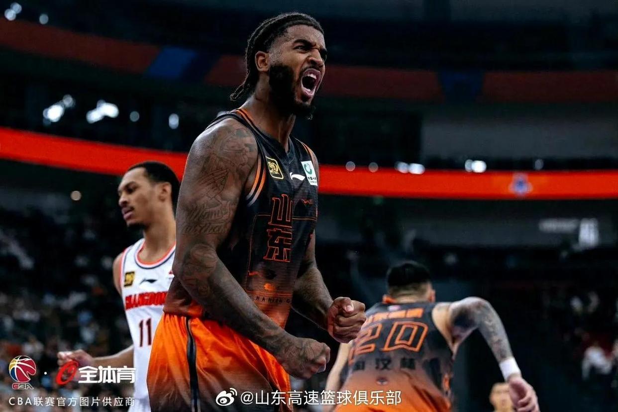 关于山东男篮内部沟通备战CBA常规赛里昂临场应变，Ming在勇士比赛中突破纪录看傻球迷的信息