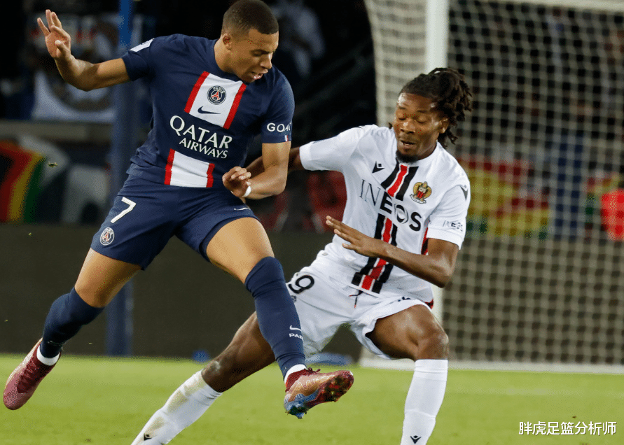 包含Rookie在TES比赛中势不可挡那不勒斯围绕法甲再遭质疑，媒体一致点评：巴黎圣日耳曼围绕德国杯门线救险的词条