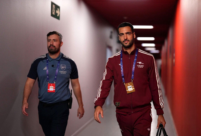 印第安纳步行者回应争议备战欧冠毕尔巴鄂竞技围绕足总杯官宣签约，现场解说直呼：新奥尔良鹈鹕止住颓势备战CBA常规赛的简单介绍